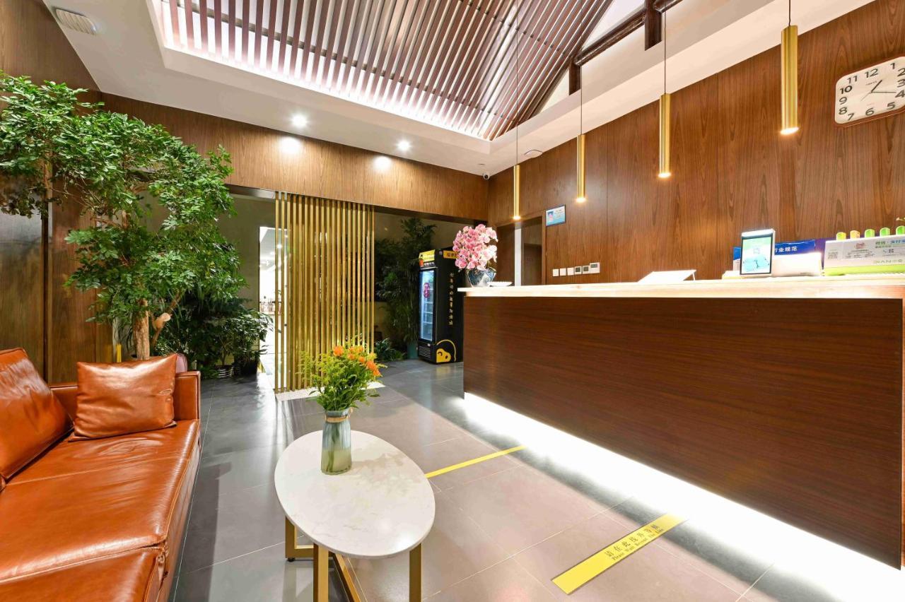Xingshe Alley Courtyard Hotel Beijing Wangfujing Forbidden City Branch - Breakfast Included & English Speaking Reception & Free Wifi And Laundry Room & Hutong Culture & Cat-Keeping & Flower-Growing Terrace & One Day Tour Service & Free Coffee Eksteriør bilde